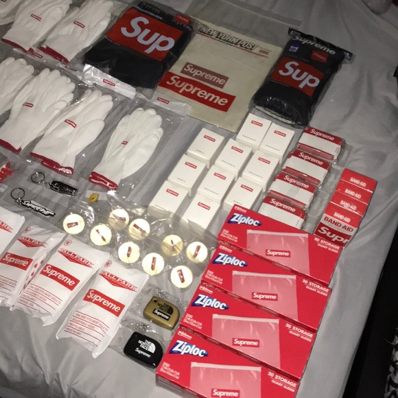 Supreme Only Mystery Box🆕 - Picture 4 of 11